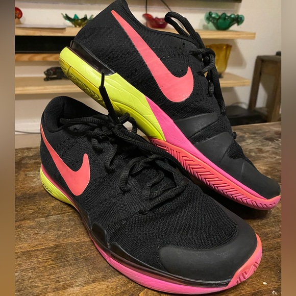 Nike RF Vapor 2016 USOpen 9.5 Tour Flynit- Blk-Pink-VoltRARE --size 8.5